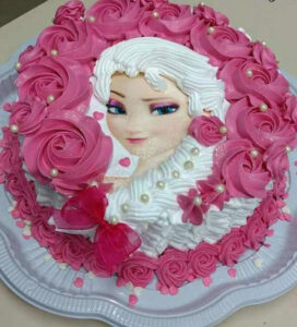 children-cake-decorating-16-1-272x300 children-cake-decorating-16